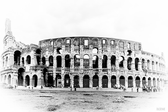 Rome = Coliseum